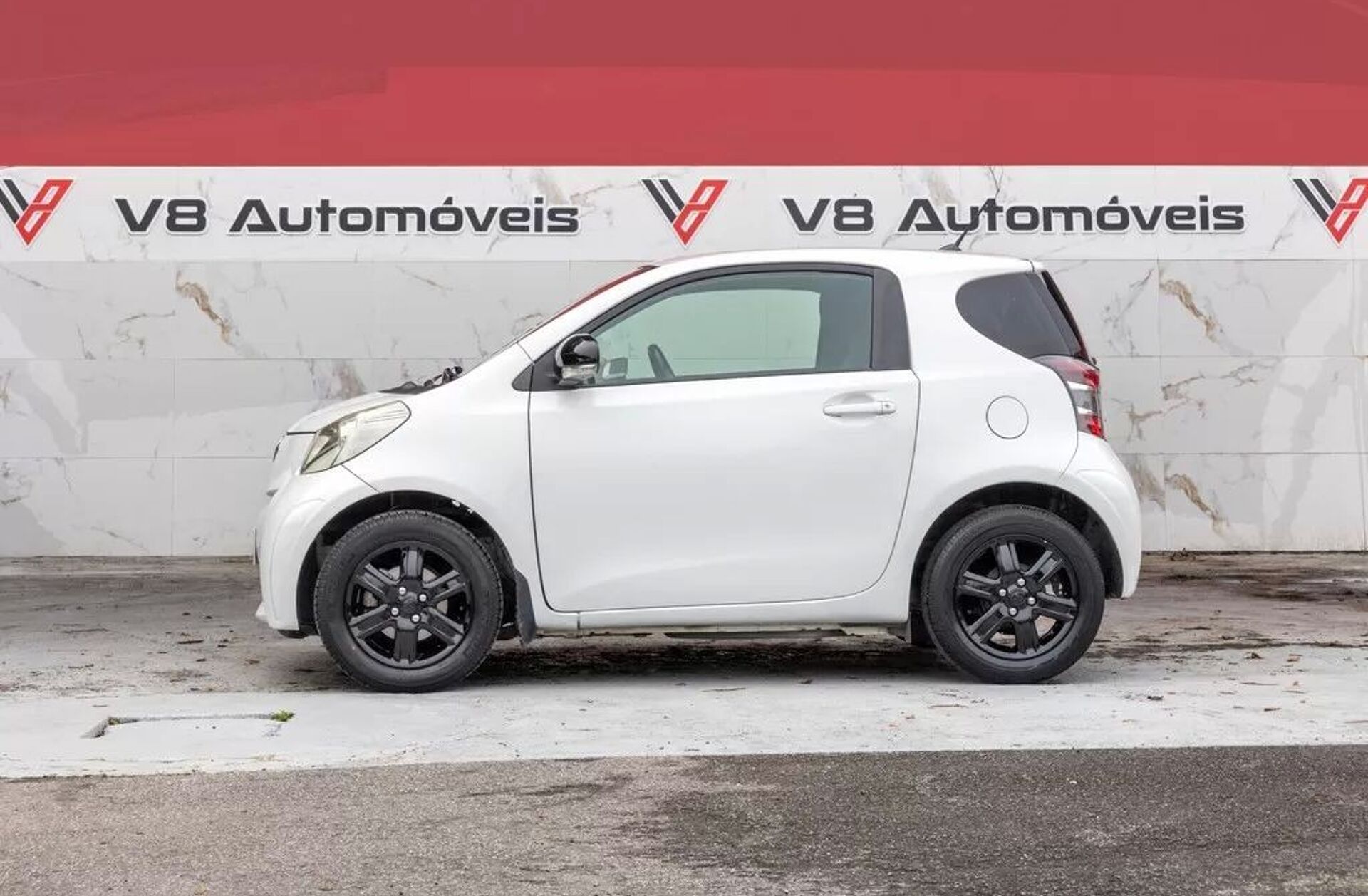 TOYOTA IQ 1.0 VVT-i 2 NAVI+Bluetooth