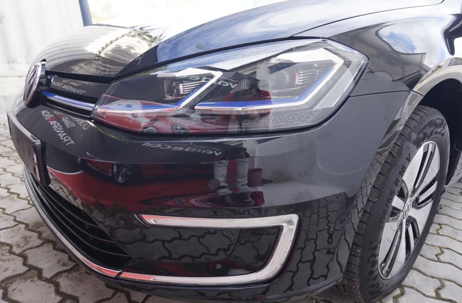 VOLKSWAGEN Golf e- AC/DC