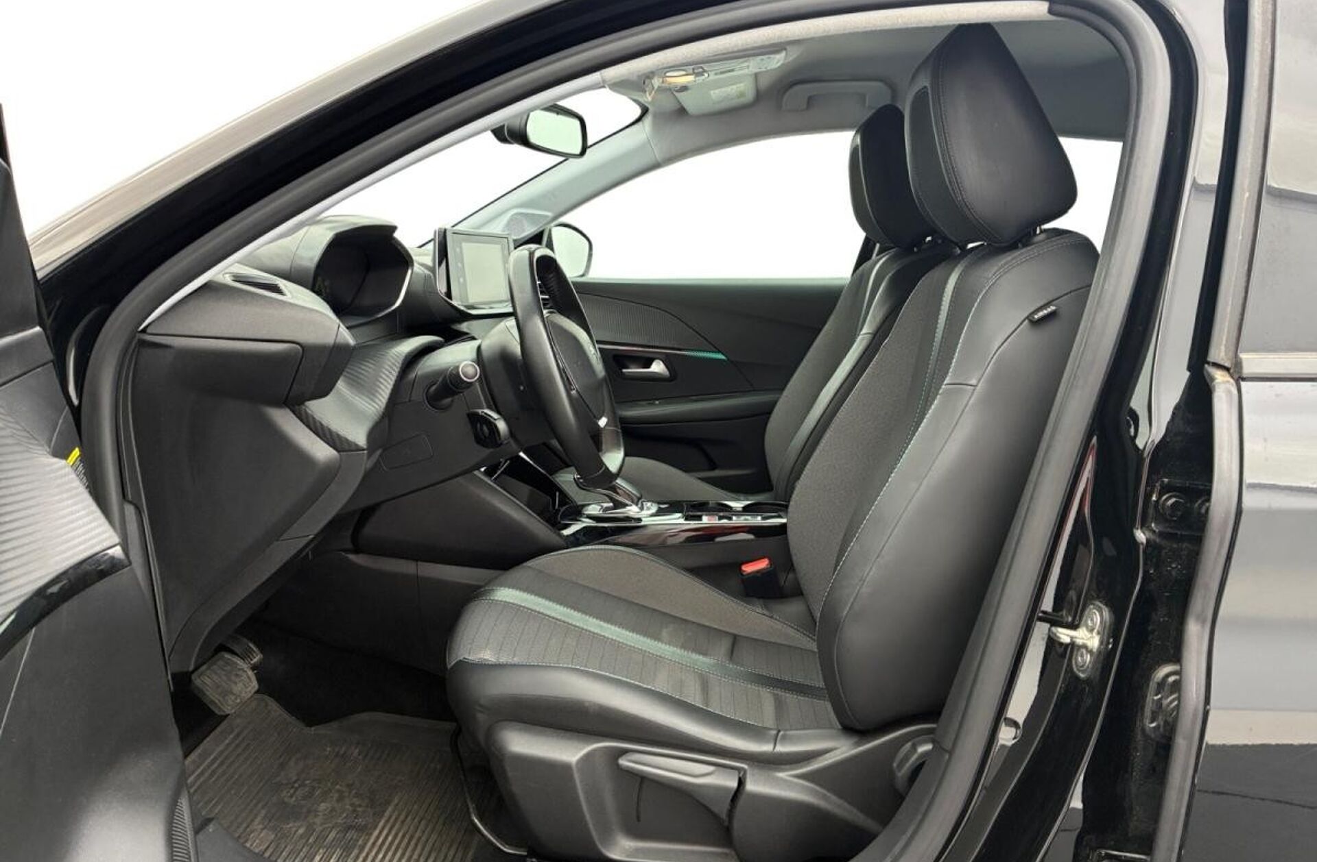 PEUGEOT 208 e- 50 kWh Active Pack