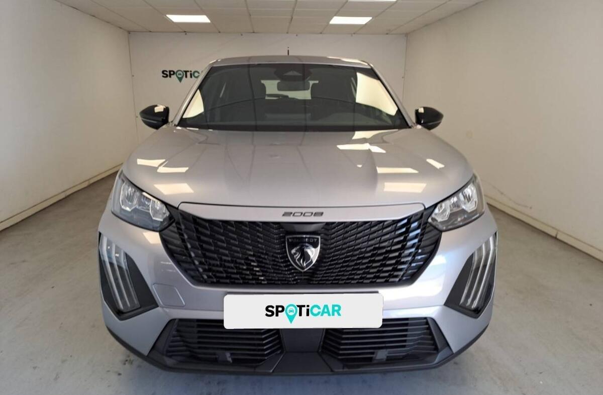 PEUGEOT 2008 1.2 PureTech Style