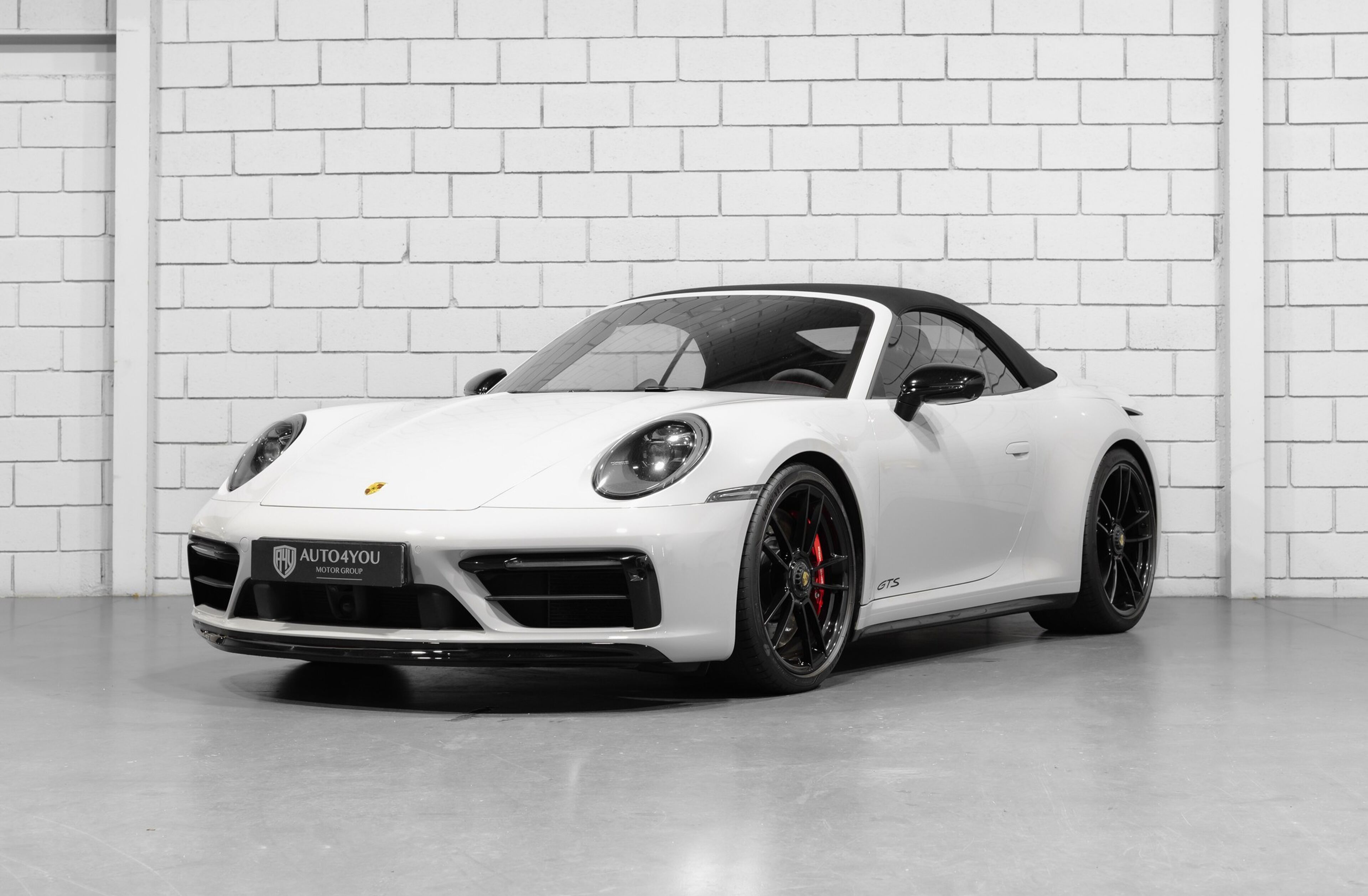 PORSCHE 911 992 Carrera 4 GTS PDK