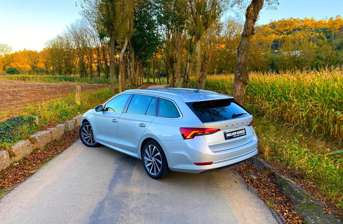 SKODA Octavia 1.4 TSI iV Style DSG