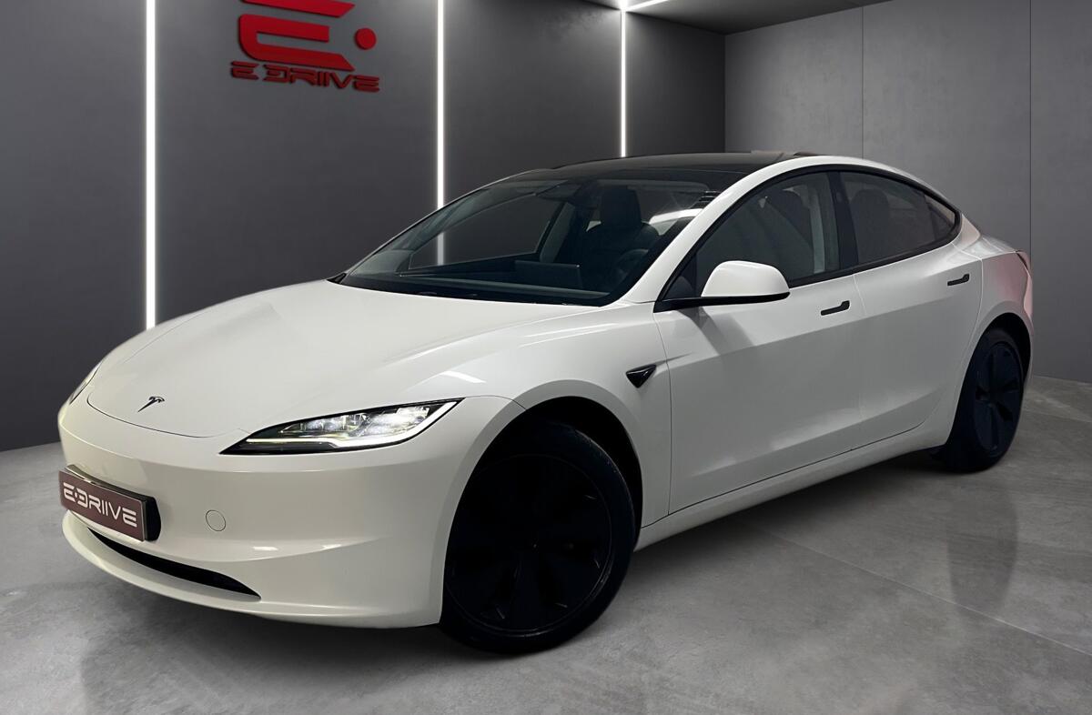 TESLA Model 3 Tração Traseira Premium