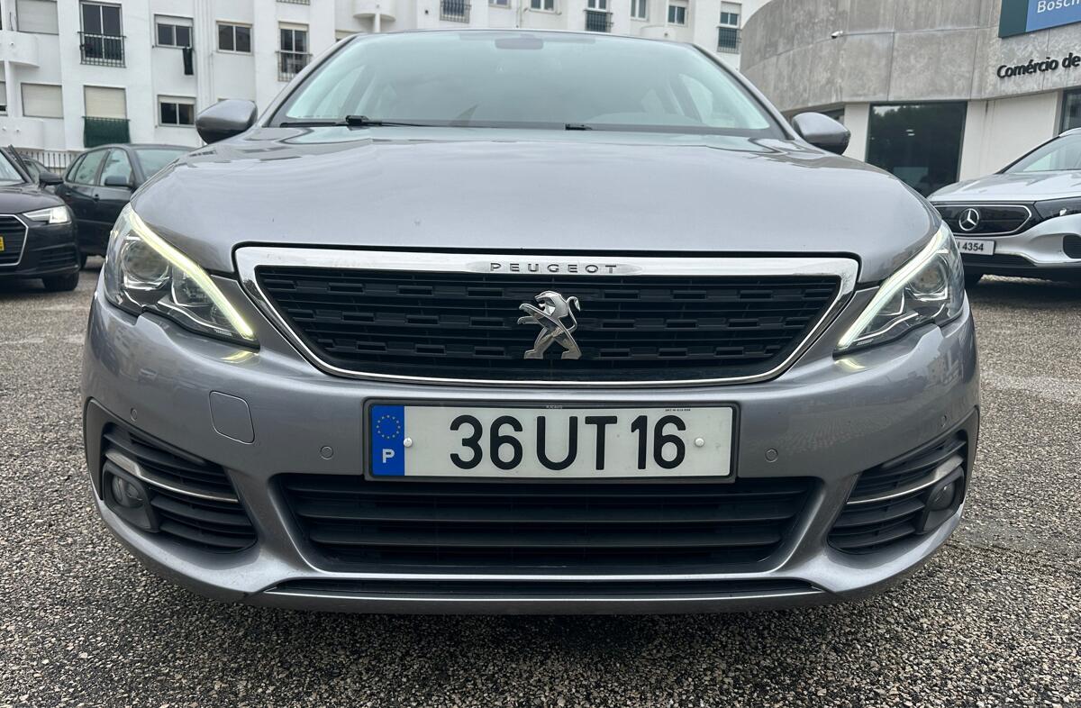 PEUGEOT 308 1.5 BlueHDi Style