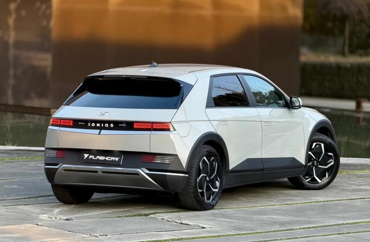 HYUNDAI Ioniq 5 77 kWh Vanguard