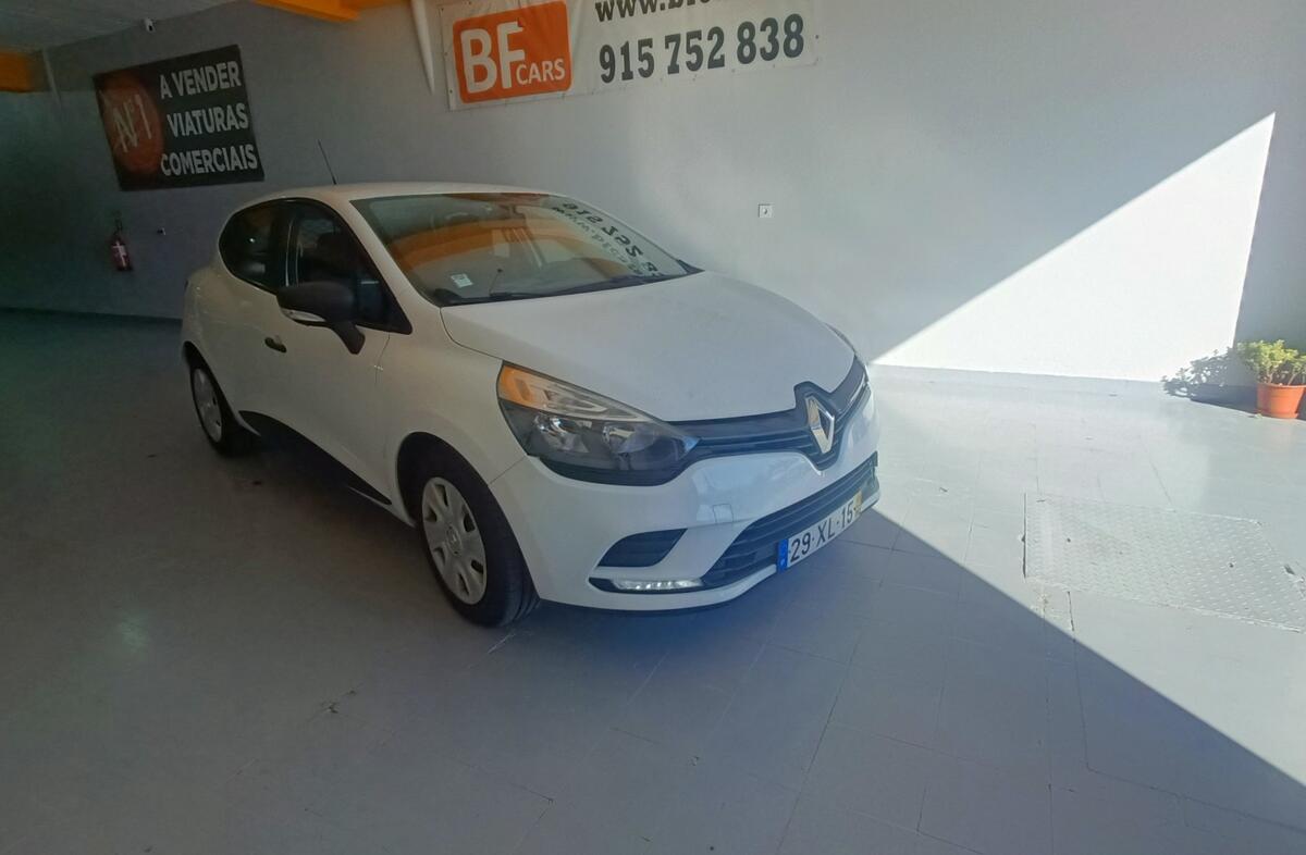 RENAULT Clio 1.5 dCi Intens