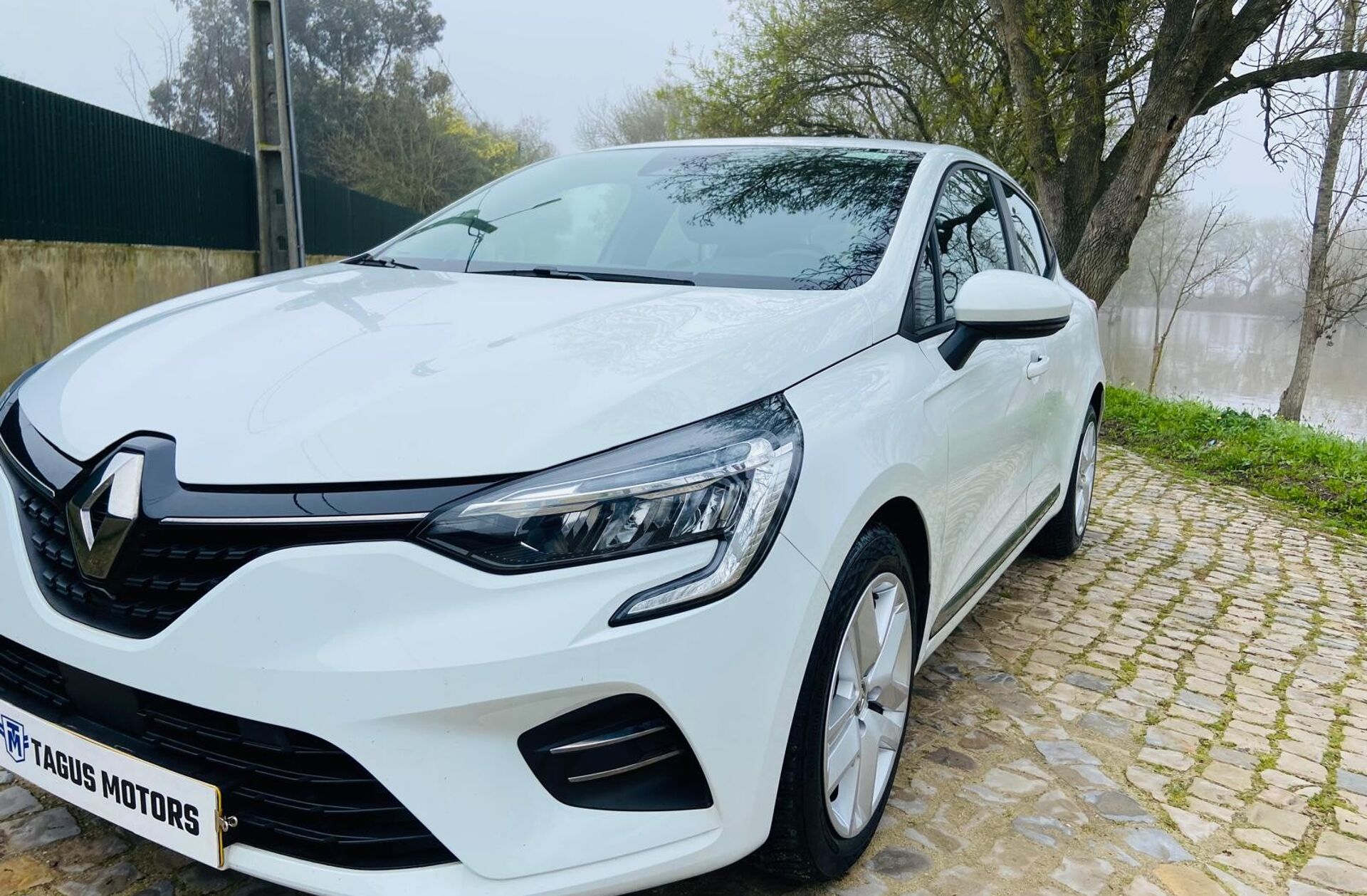 RENAULT Clio 1.0 TCe Evolution