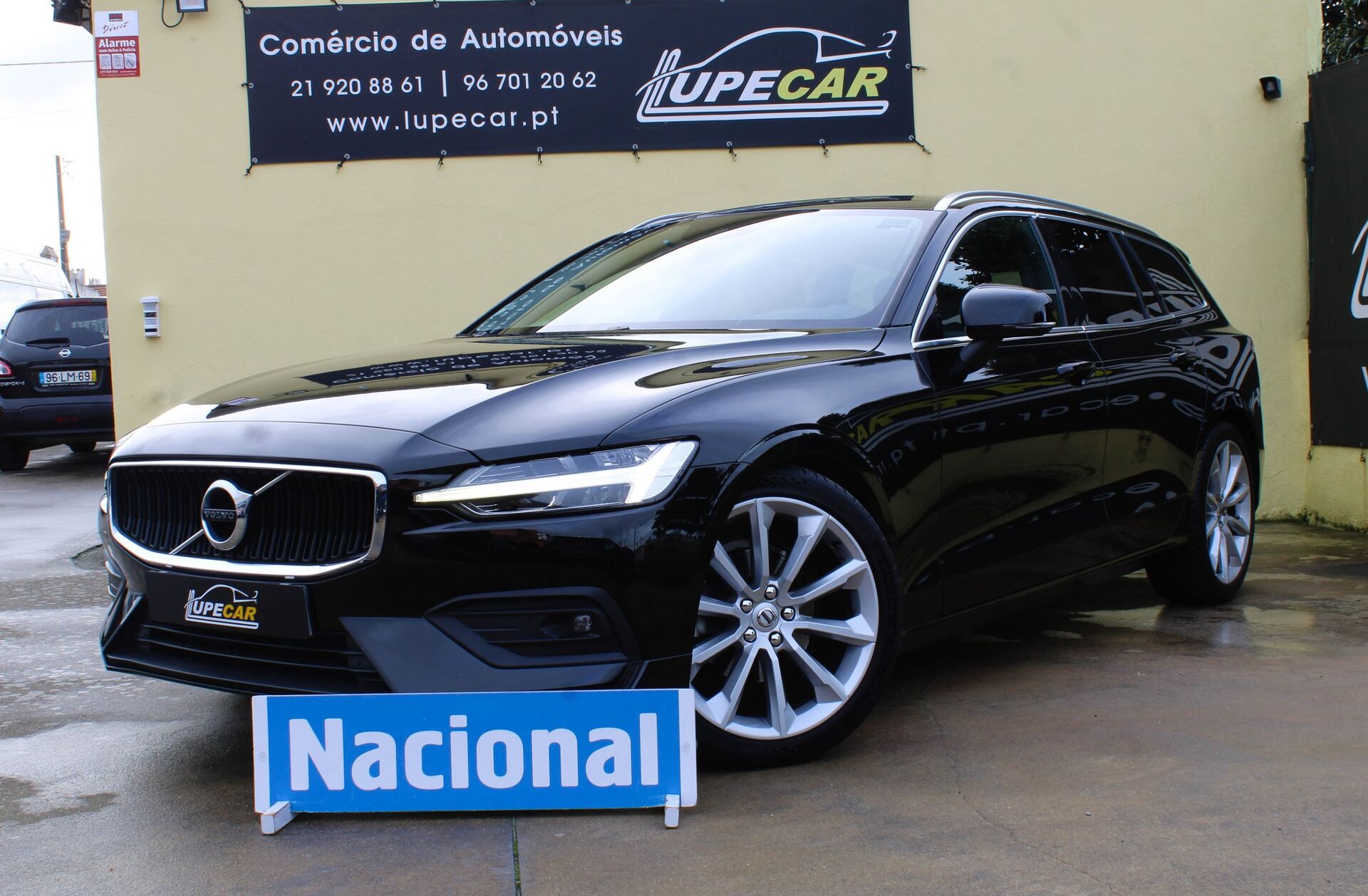 VOLVO V60 2.0 D3 Momentum Plus Geartronic
