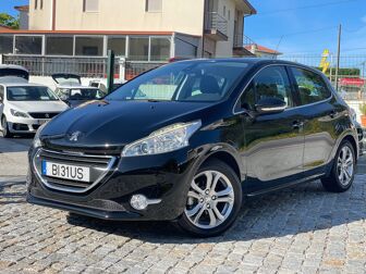 PEUGEOT 208 1.2 VTi Allure