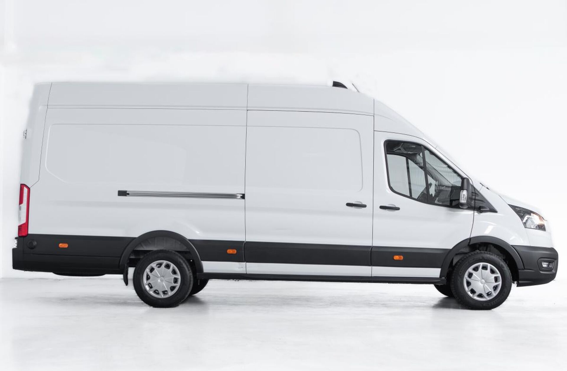 FORD Transit 350 L4 2.0 EcoBlue H3 Trend