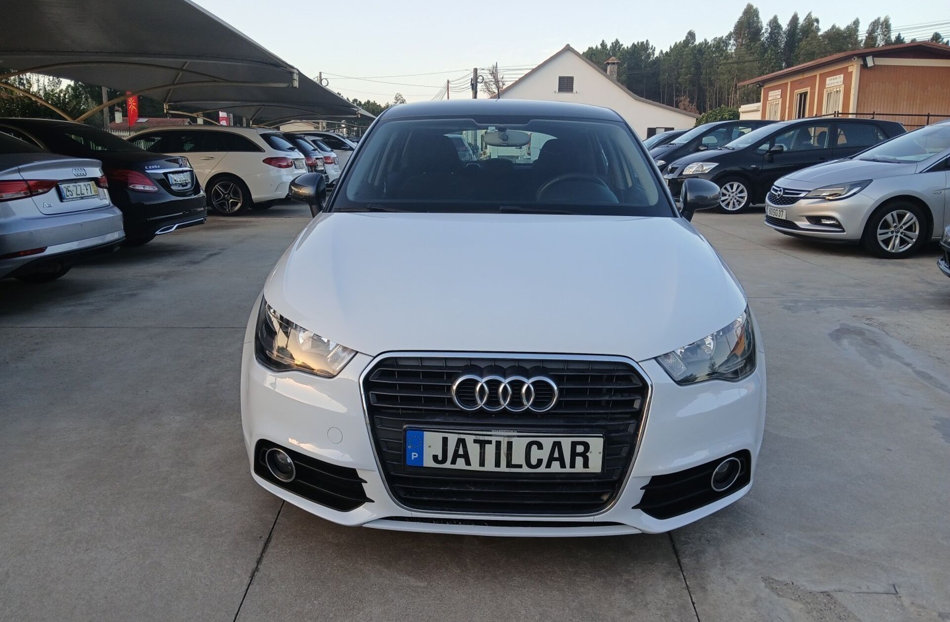 AUDI A1 1.6 TDi Advance