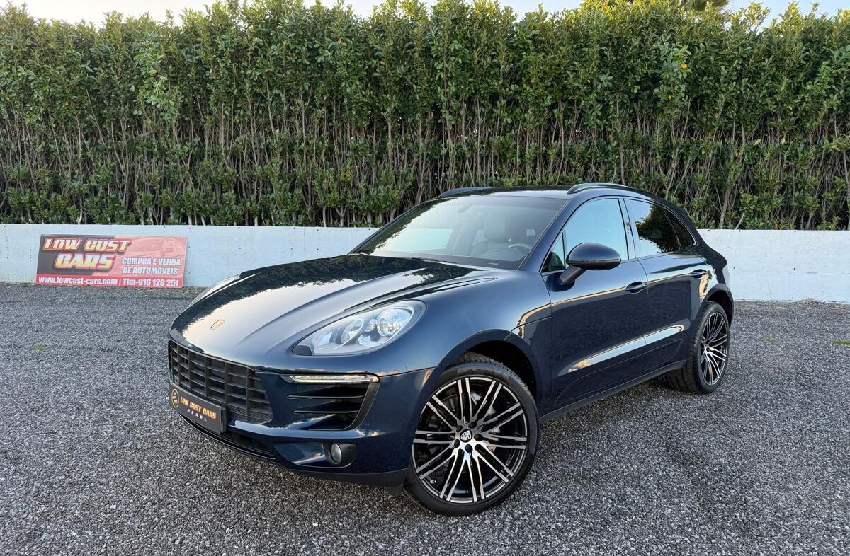 PORSCHE Macan S