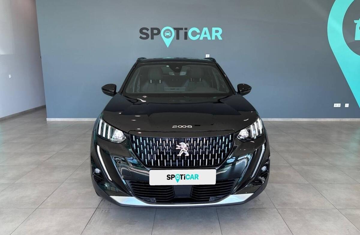 PEUGEOT 2008 1.2 PureTech GT EAT8