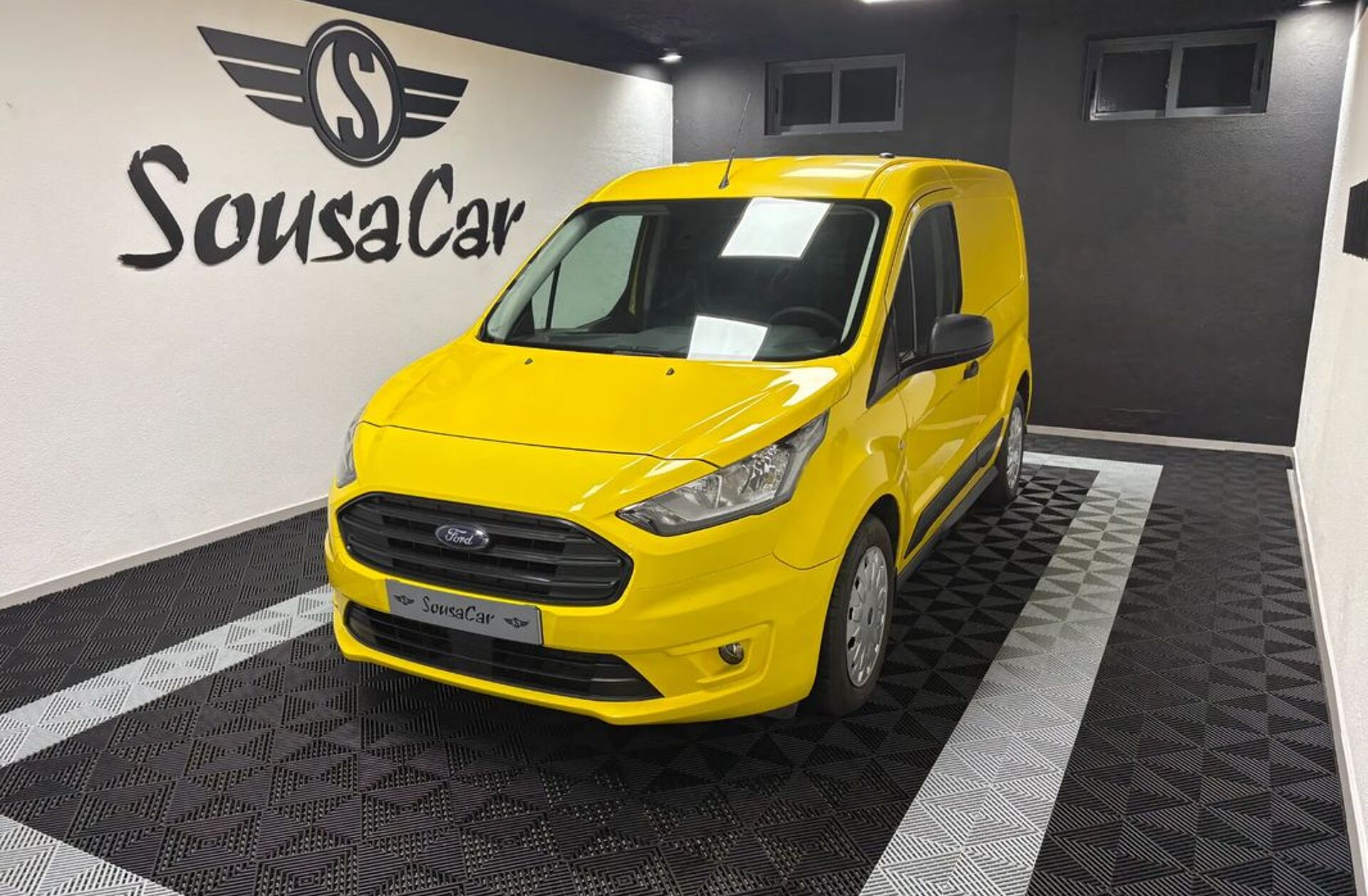 FORD Transit Connect 1.0 EcoBoost Titanium