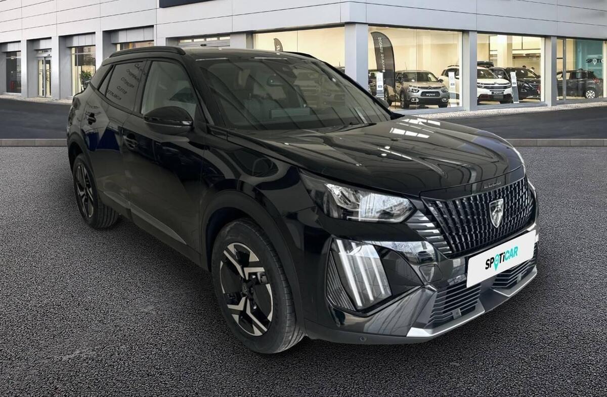 PEUGEOT 2008 1.2 PureTech Allure