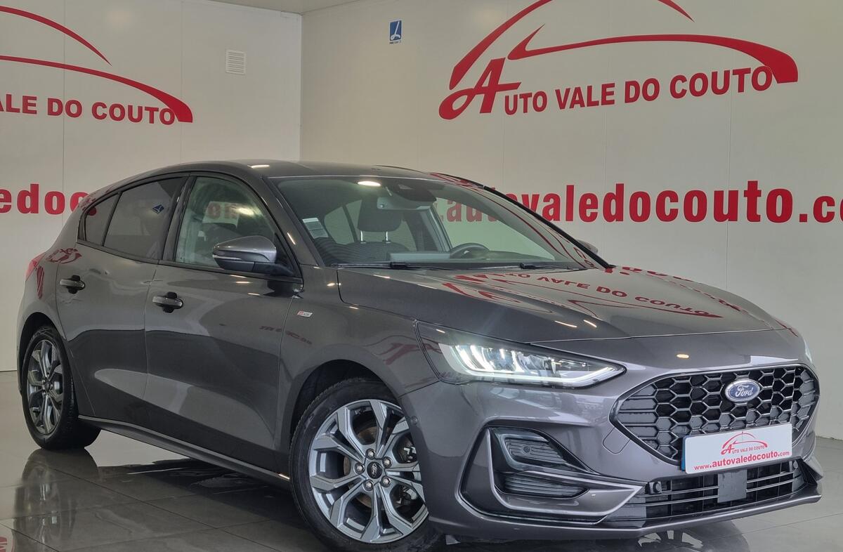 FORD Focus 1.0 EcoBoost MHEV ST-Line