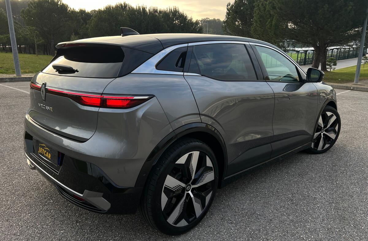 RENAULT Mégane E-Tech EV60 Iconic Optimum Charge