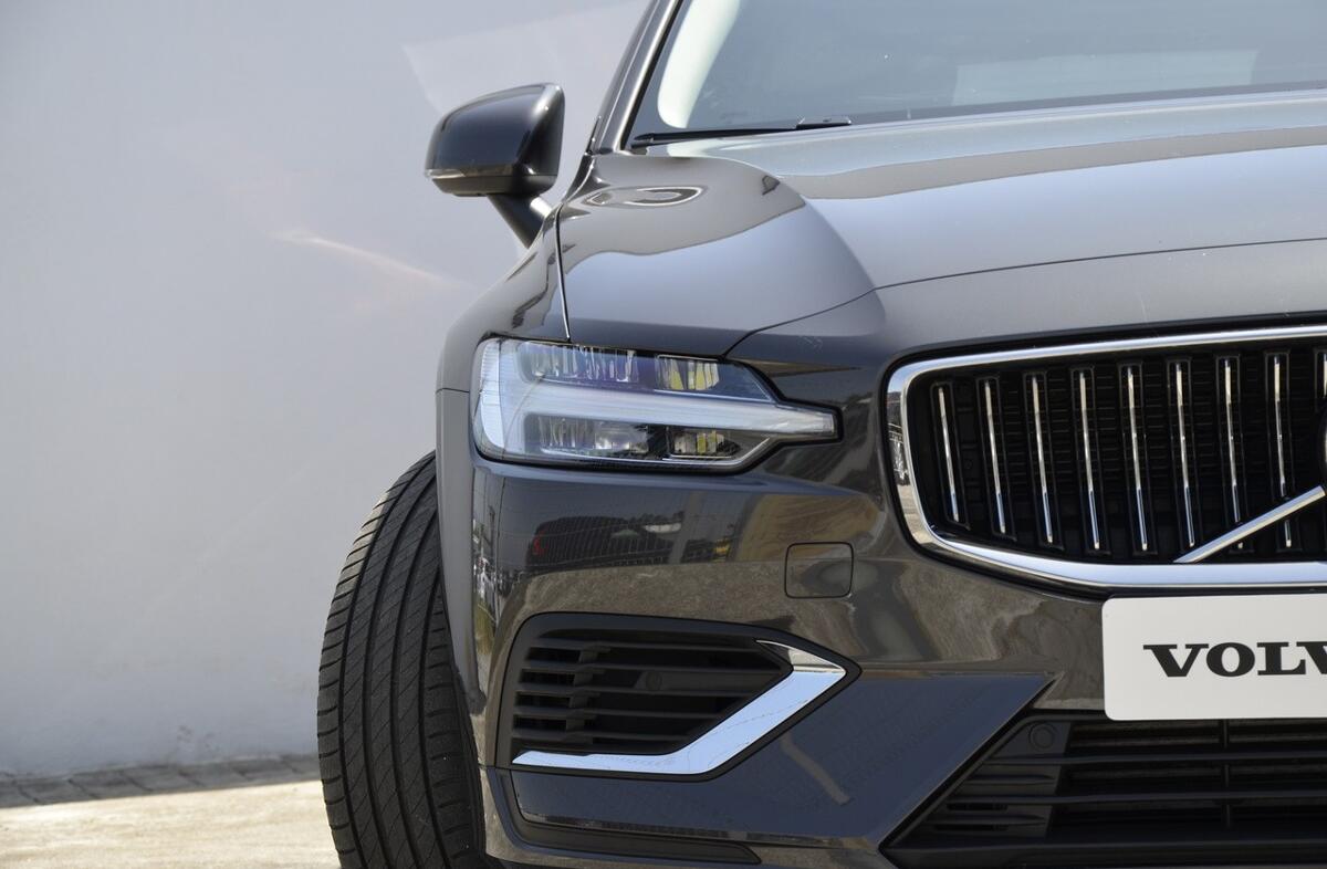 VOLVO V60 2.0 T6 AWD TE Plus Bright