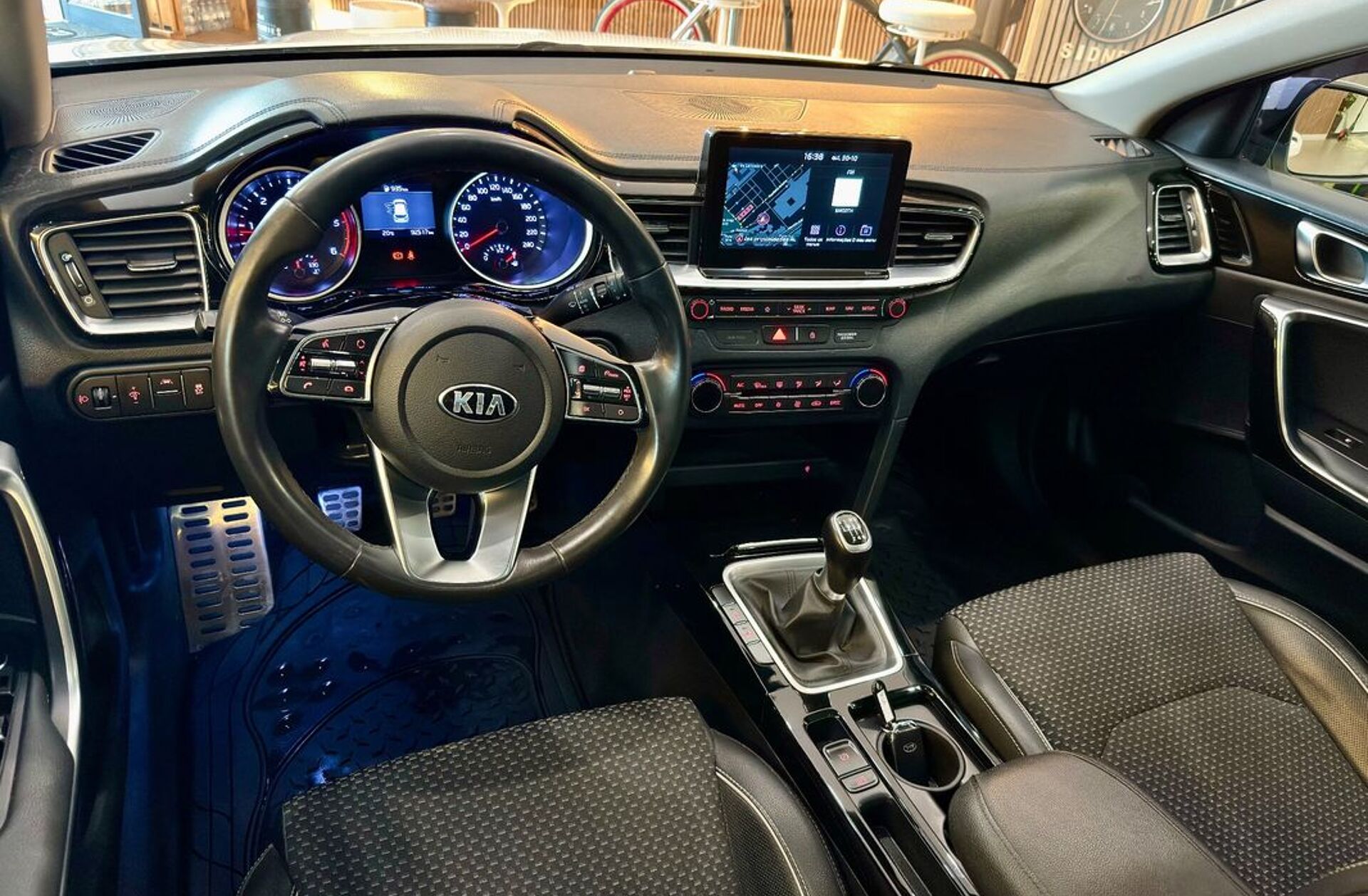 KIA Ceed 1.6 CRDi Urban