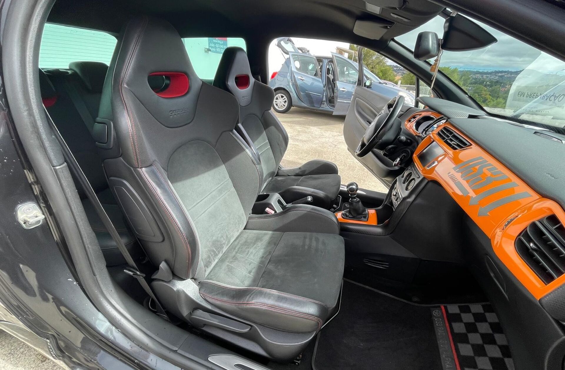 CITROEN DS 3 1.6 e-HDi Airdream Sport Chic