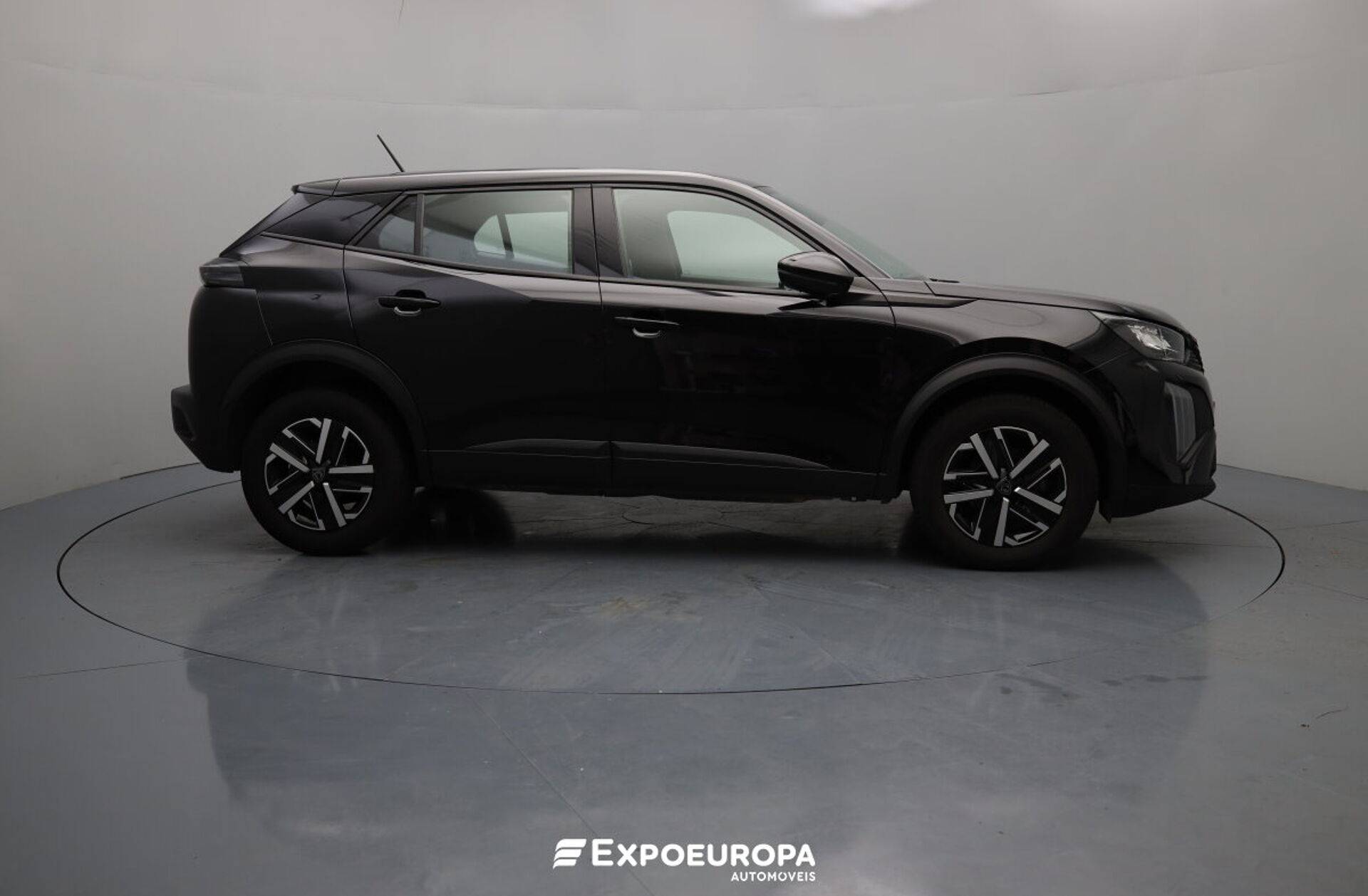 PEUGEOT 2008 1.2 PureTech Active Pack