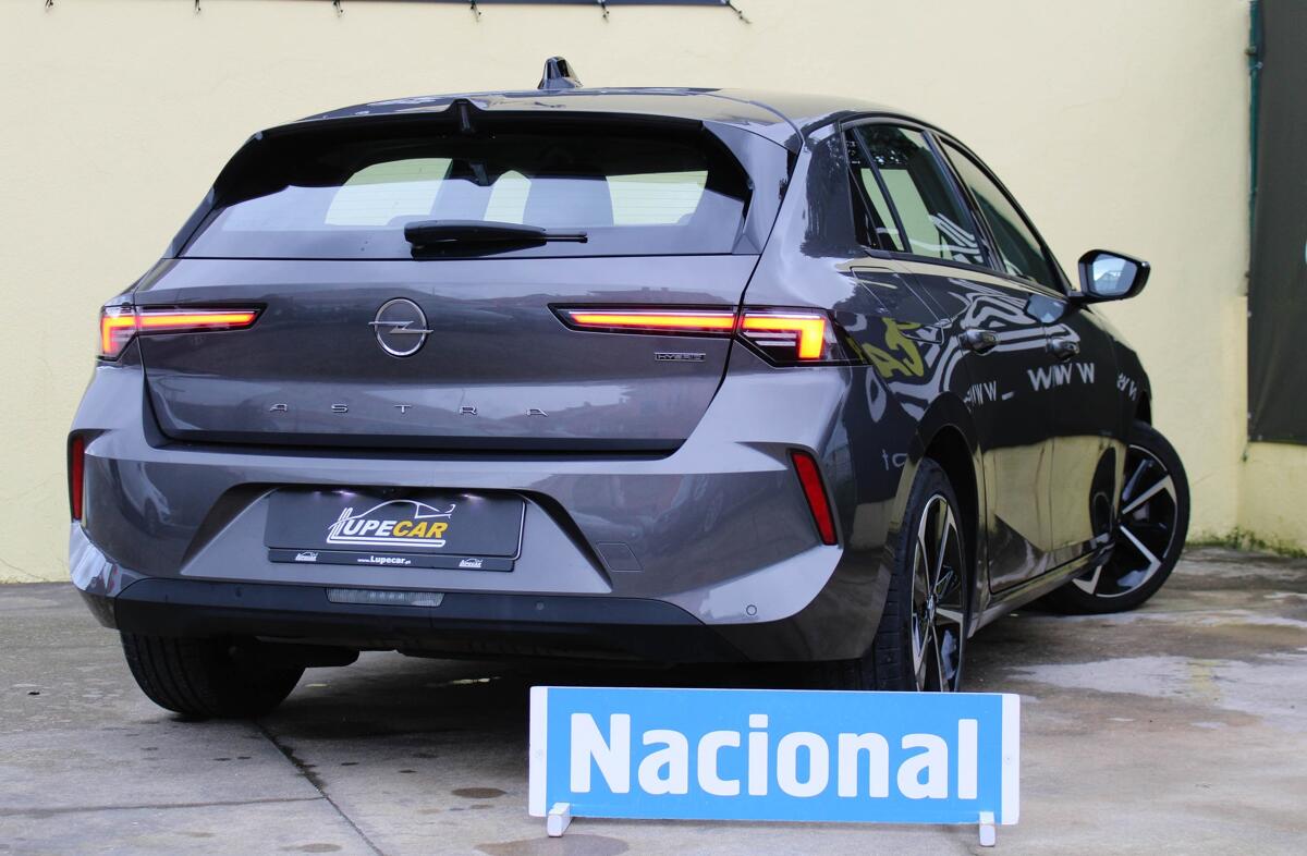 OPEL Astra 1.6 T PHEV Edition