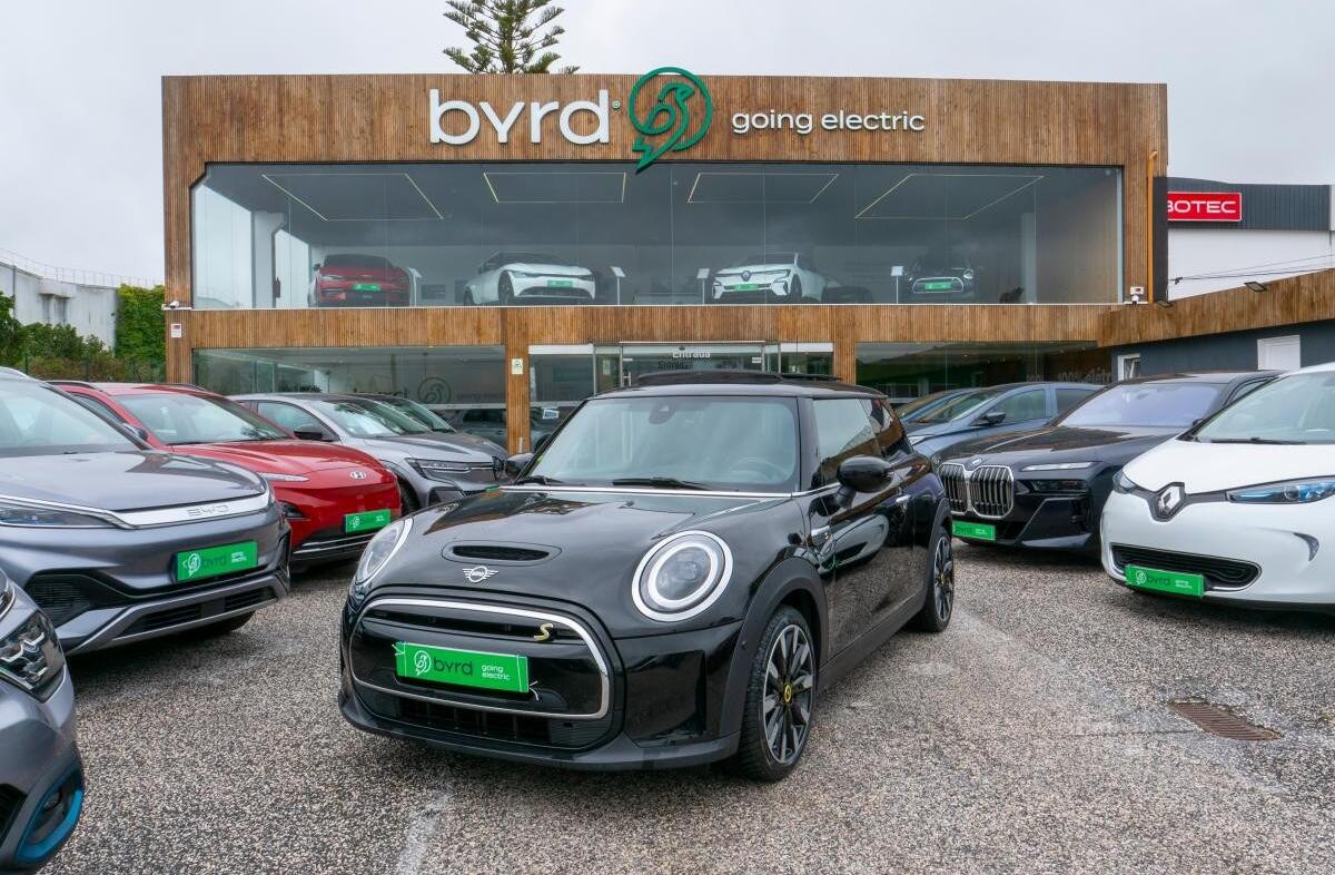 MINI Mini Cooper SE Mini Yours