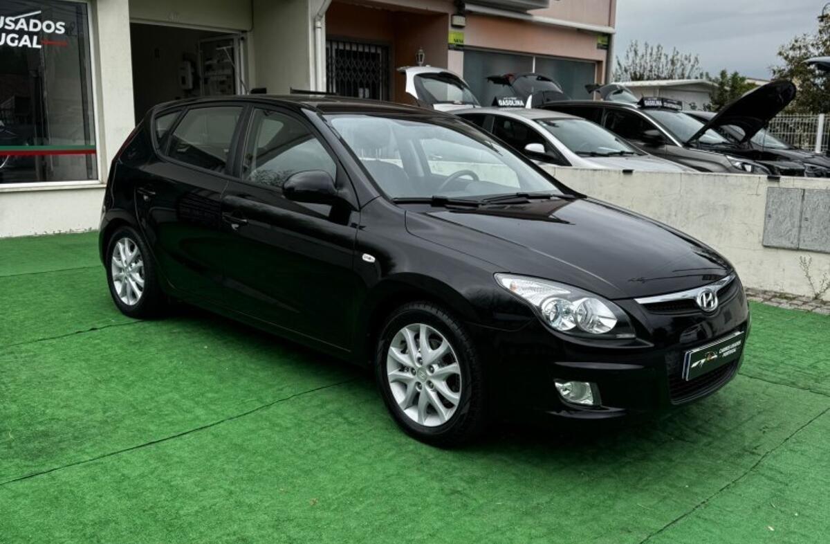 HYUNDAI i30 1.4 CVVT Blue Comfort