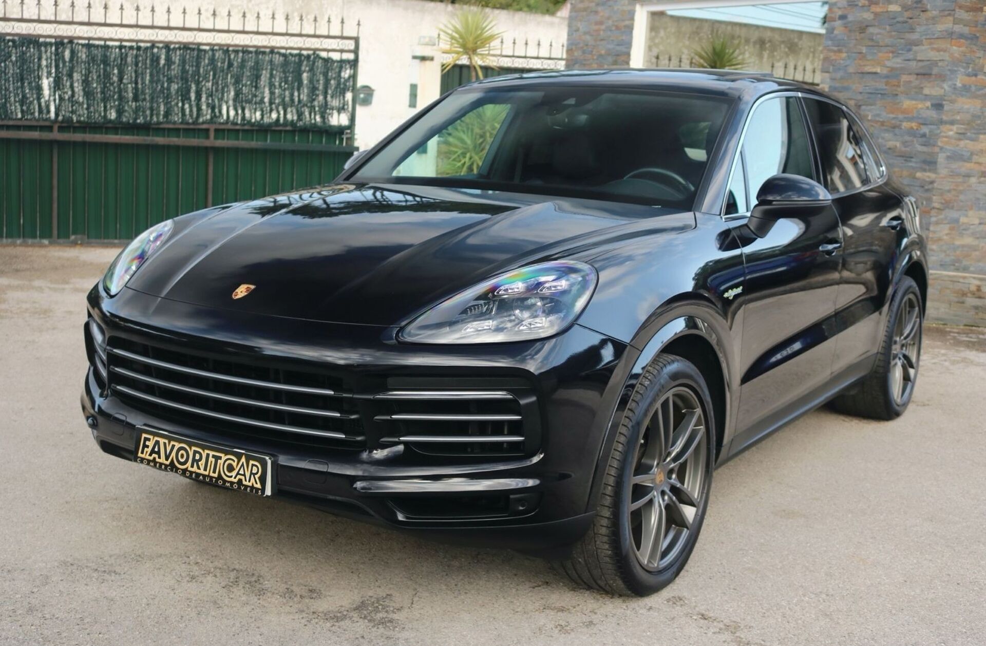 PORSCHE Cayenne E-Hybrid