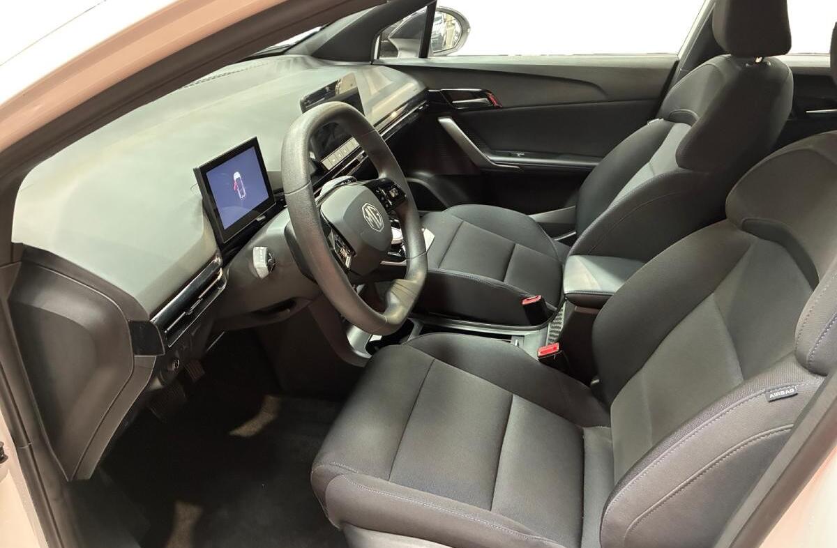 MG MG4 51 kWh Standard