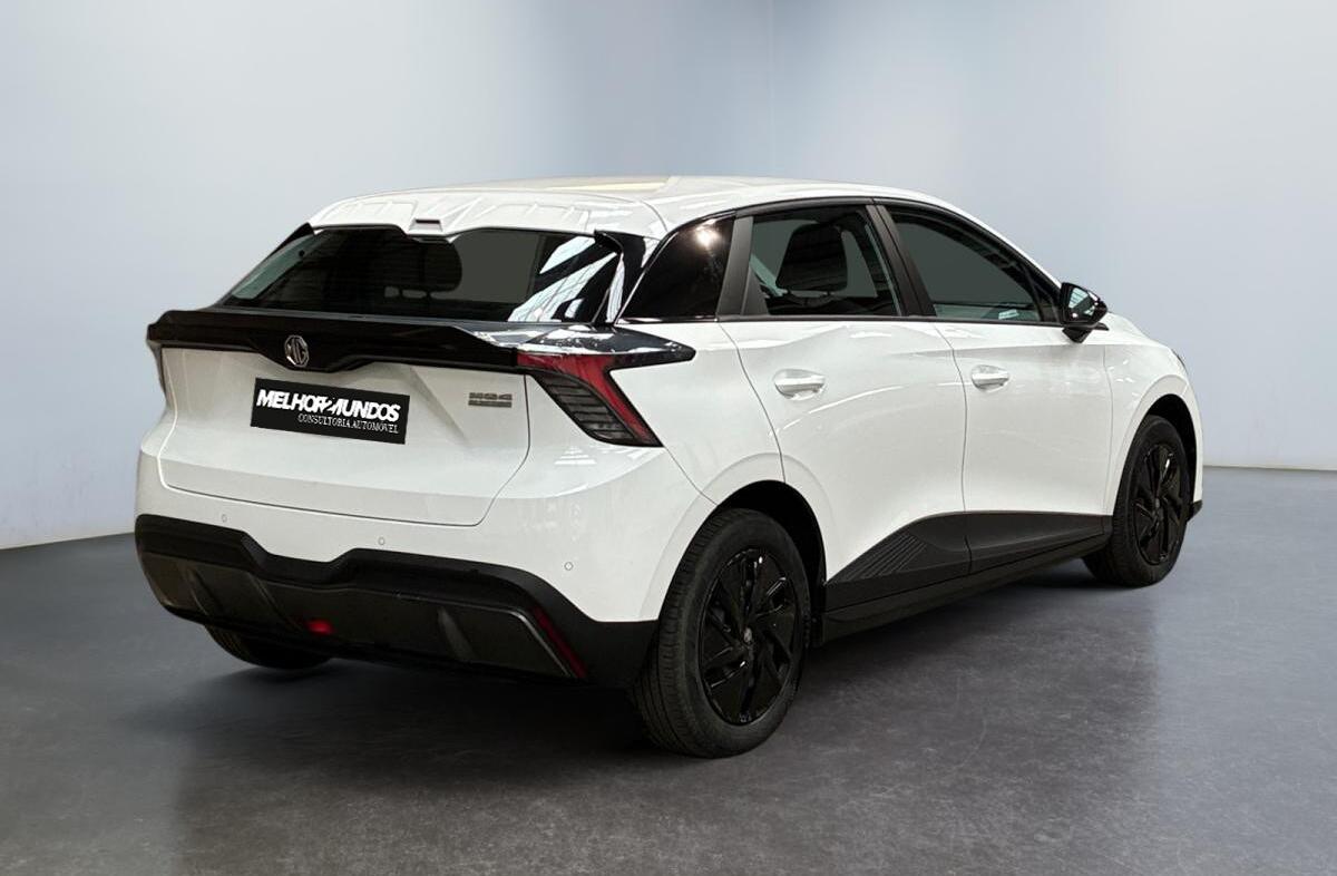 MG MG4 51 kWh Standard