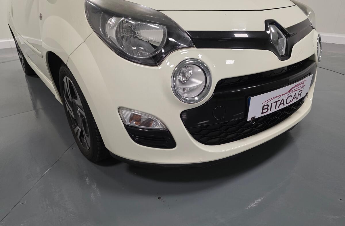 RENAULT Twingo 1.2 16V Walkman