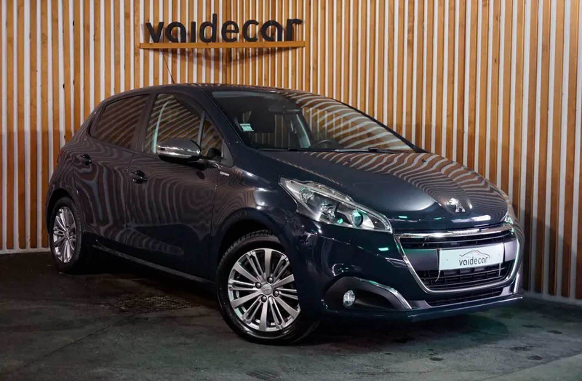 PEUGEOT 208 1.2 PureTech Style