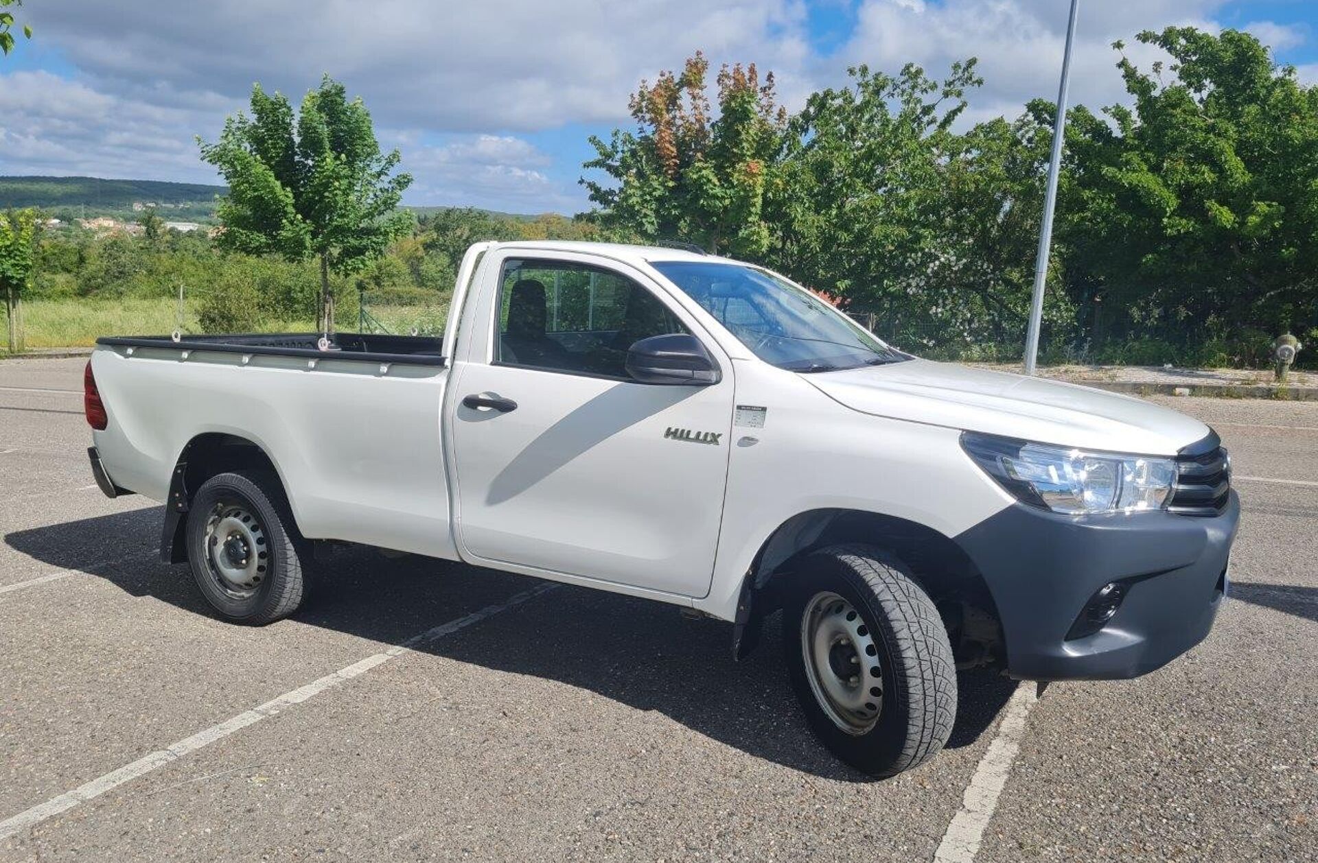 TOYOTA Hilux 2.4 D-4D 4WD CE CM