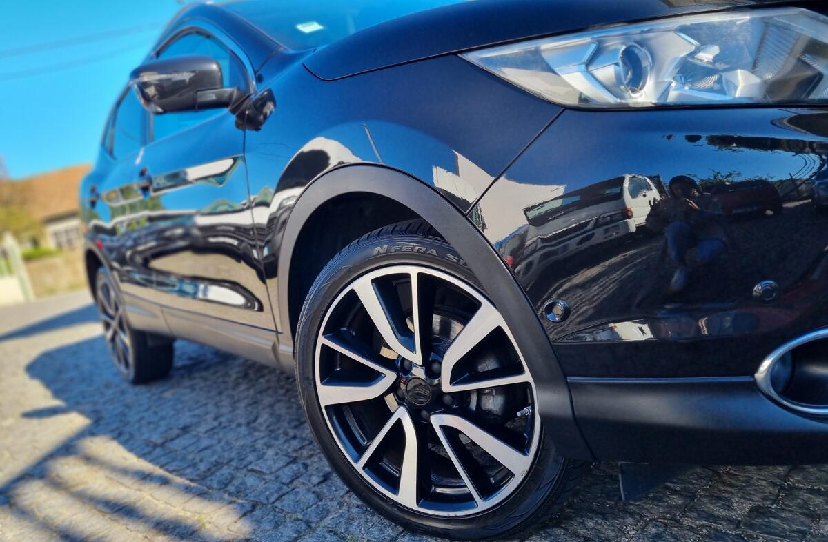 NISSAN Qashqai 1.6 dCi Tekna Premium