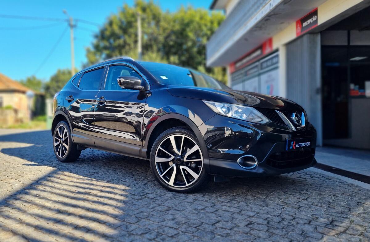 NISSAN Qashqai 1.6 dCi Tekna Premium