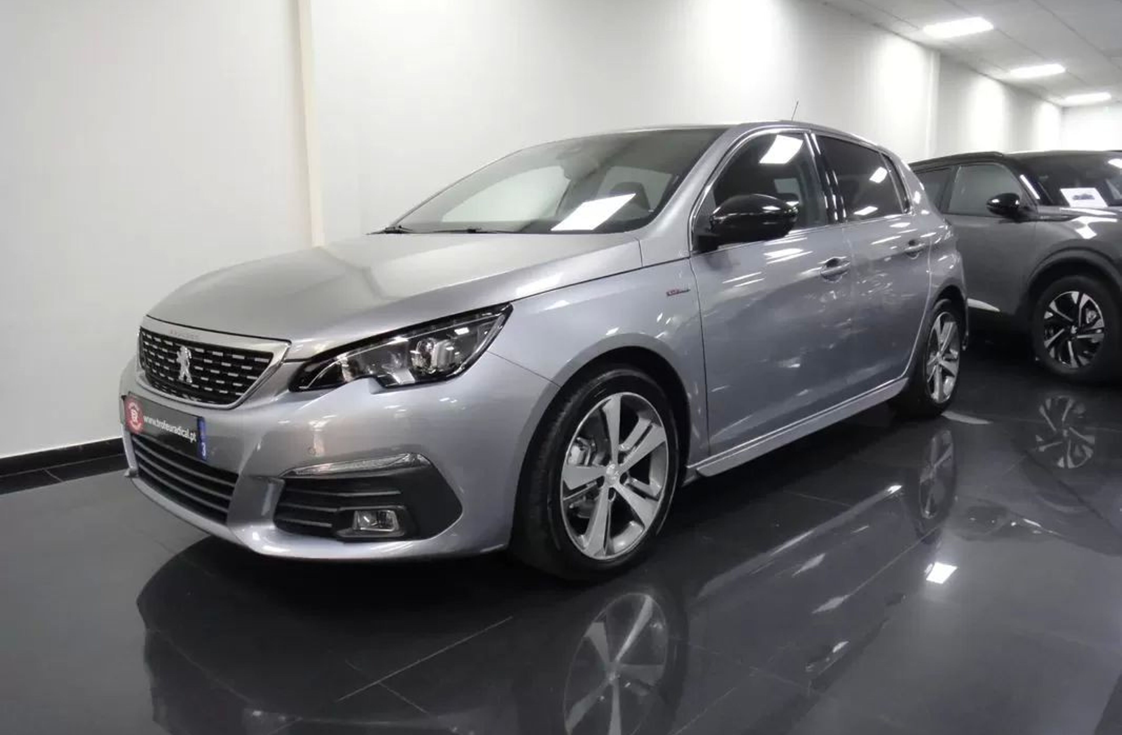 PEUGEOT 308 1.2 PureTech GT Line EAT8