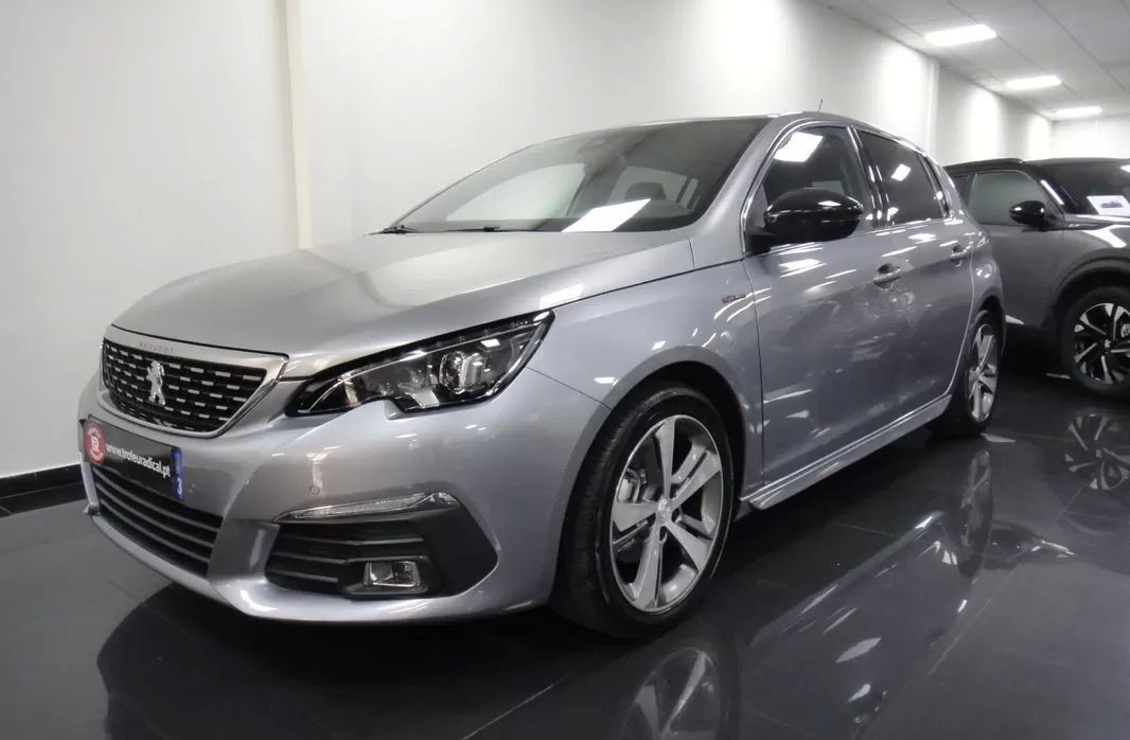 PEUGEOT 308 1.2 PureTech GT Line EAT8
