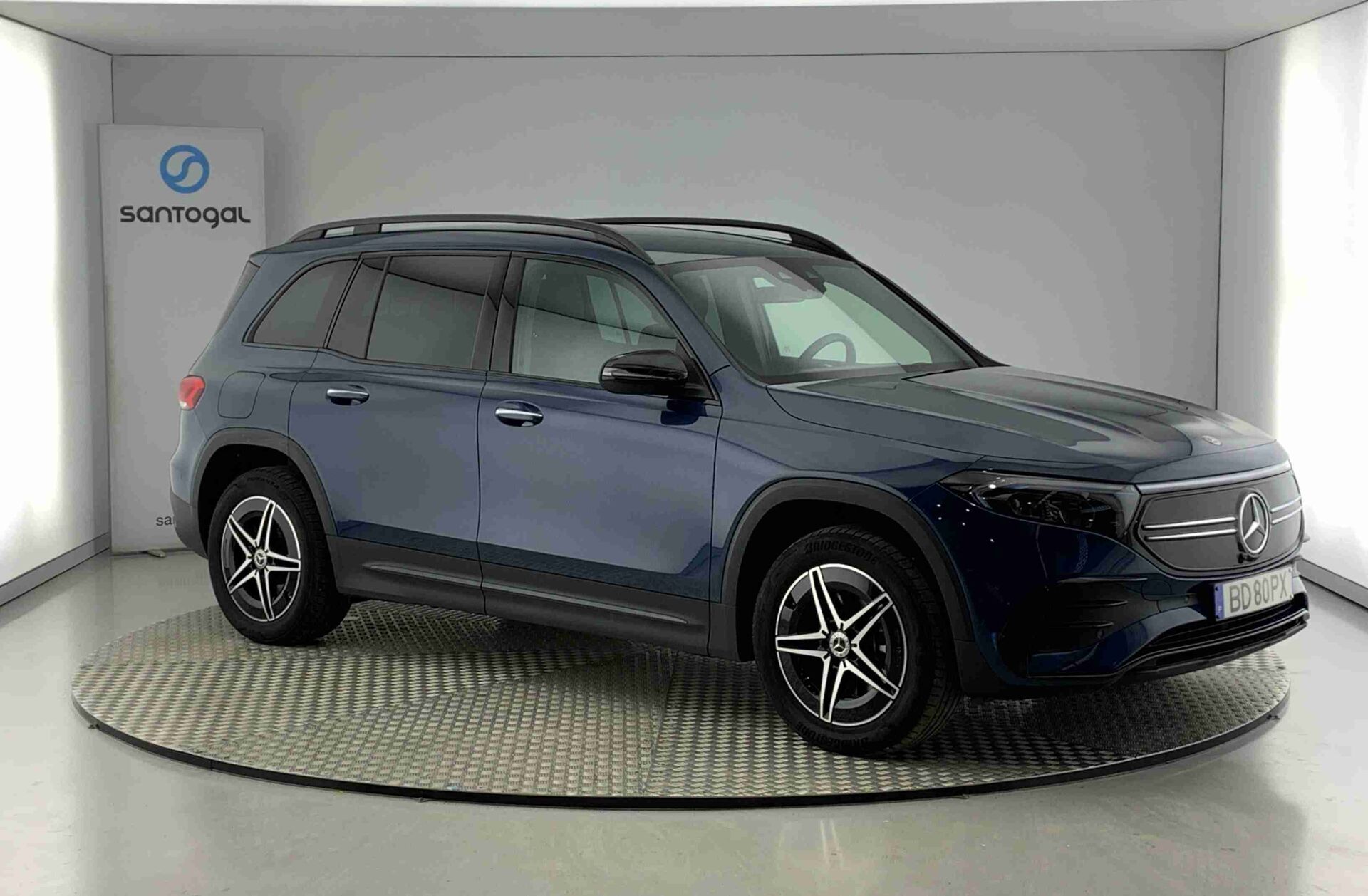 MERCEDES EQB 350 4Matic AMG Line