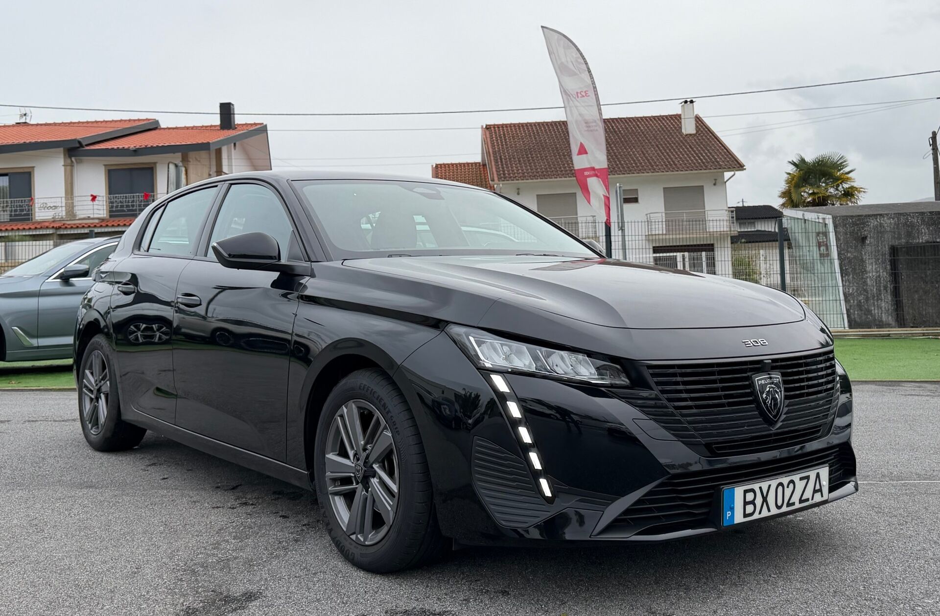 PEUGEOT 308 1.2 PureTech Allure Pack EAT8