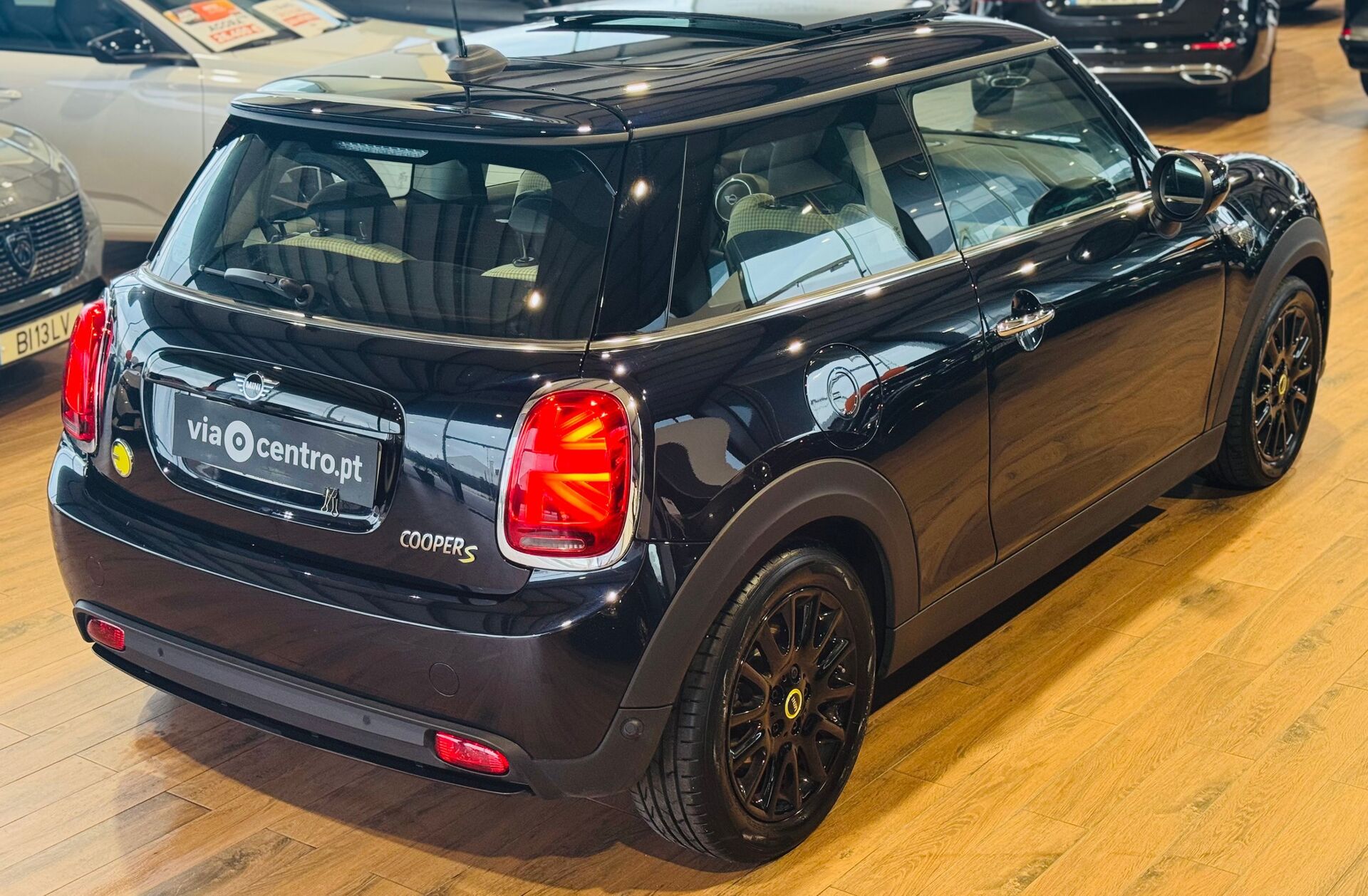 MINI Mini Cooper SE Premium Classic