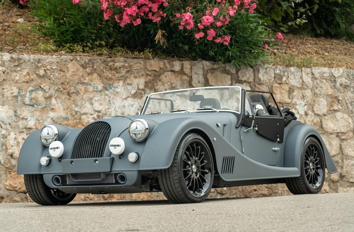 MORGAN Plus Six 3.0