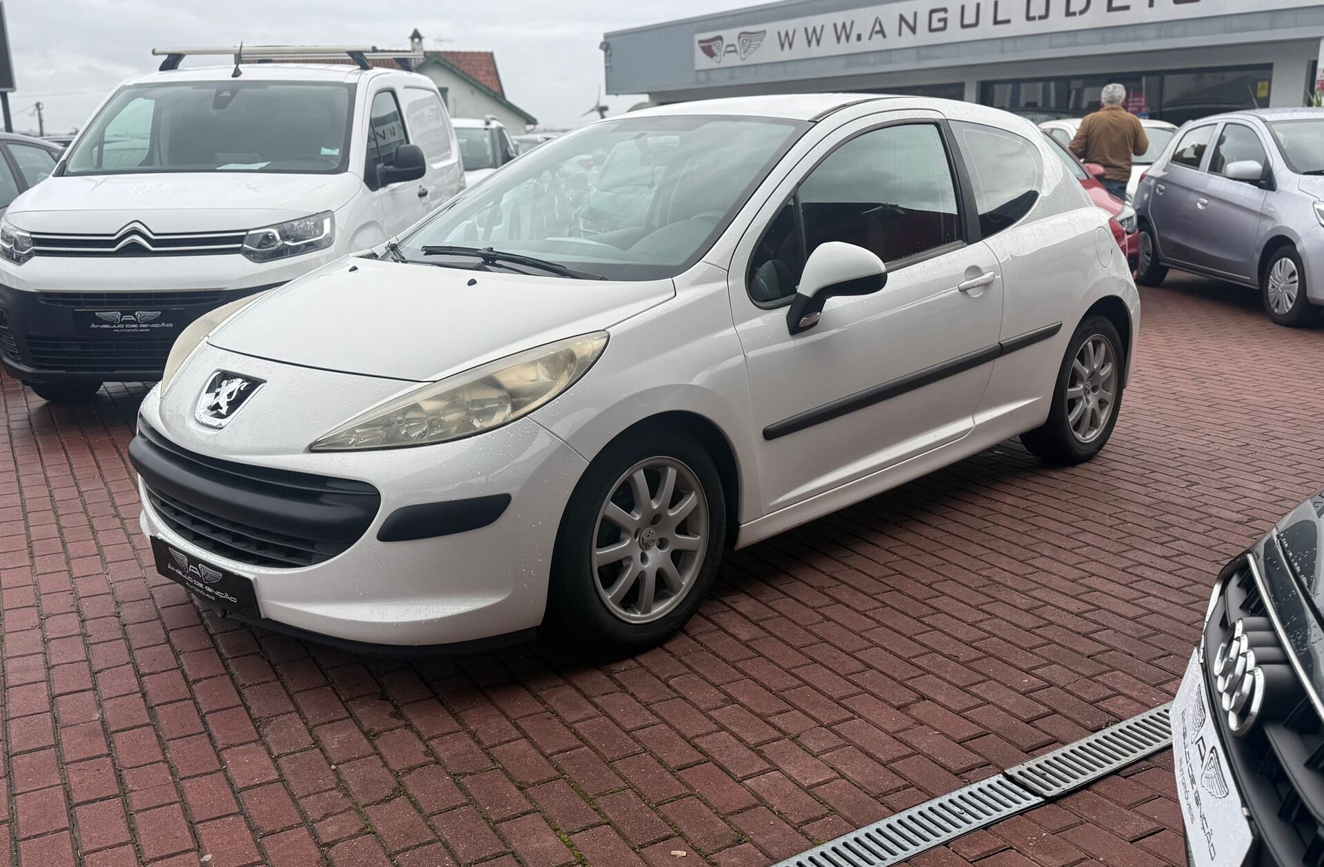 PEUGEOT 207 1.4 HDi Sport
