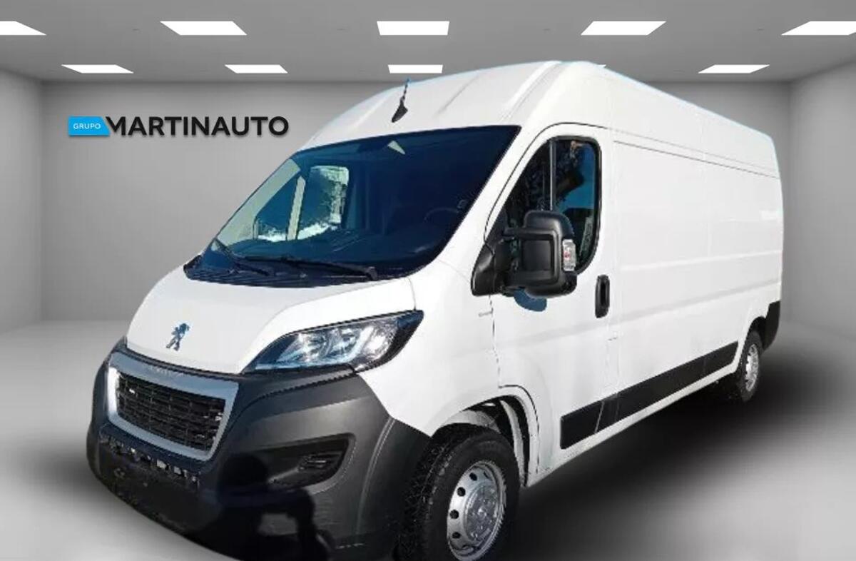 PEUGEOT Boxer 2.2 BlueHDi 335 L3 CD