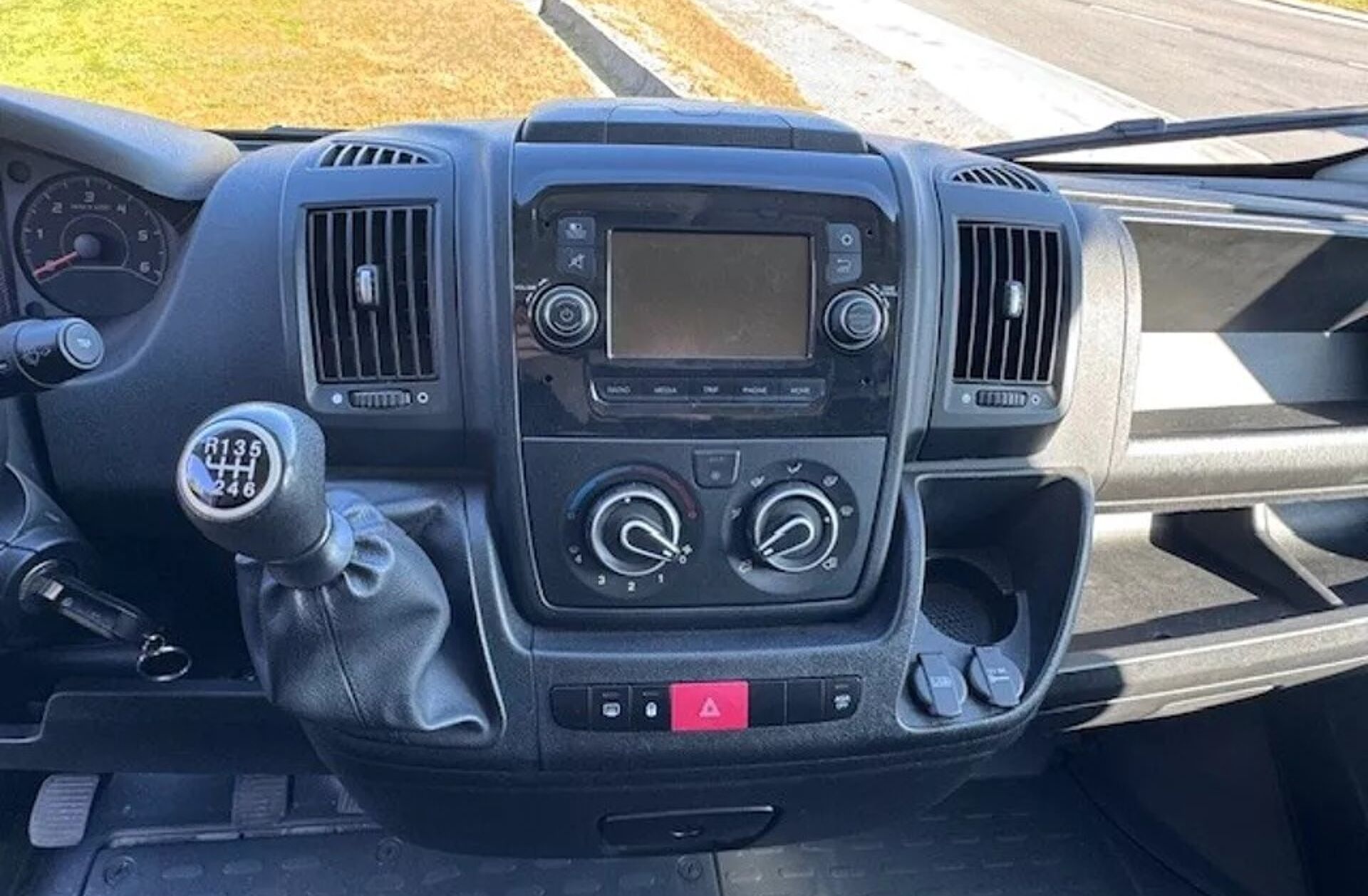 PEUGEOT Boxer 2.2 BlueHDi 333 L2 CD