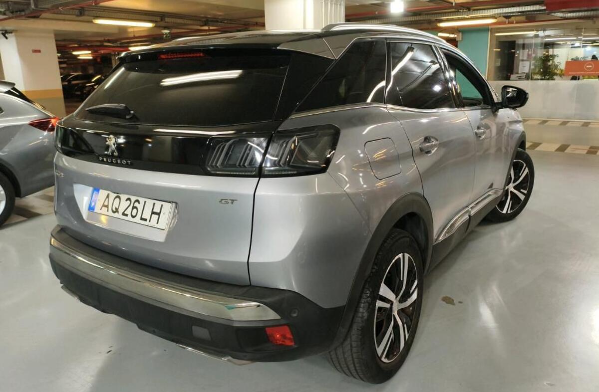 PEUGEOT 3008 1.5 BlueHDi GT EAT8