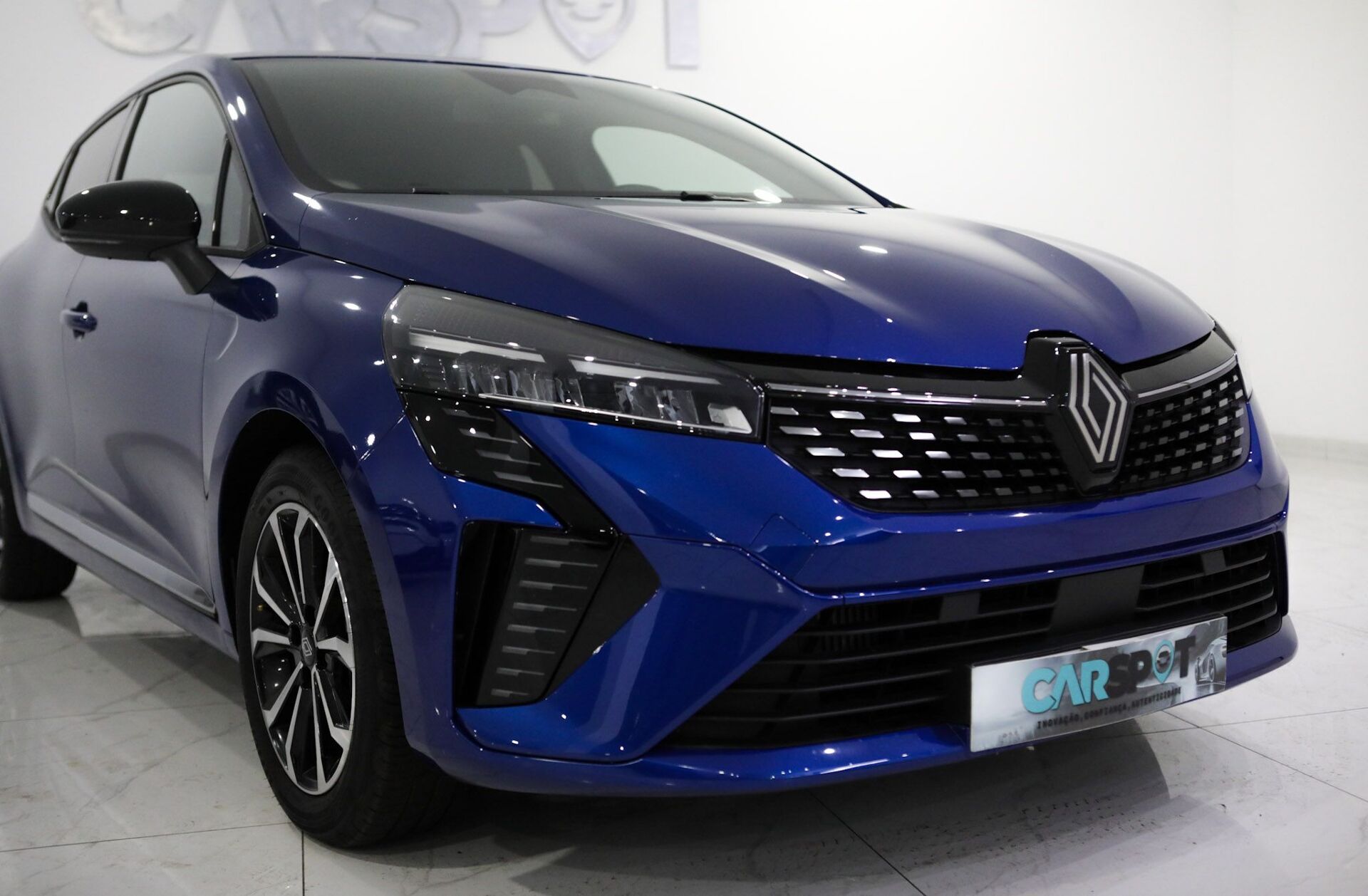 RENAULT Clio 1.0 TCe Techno