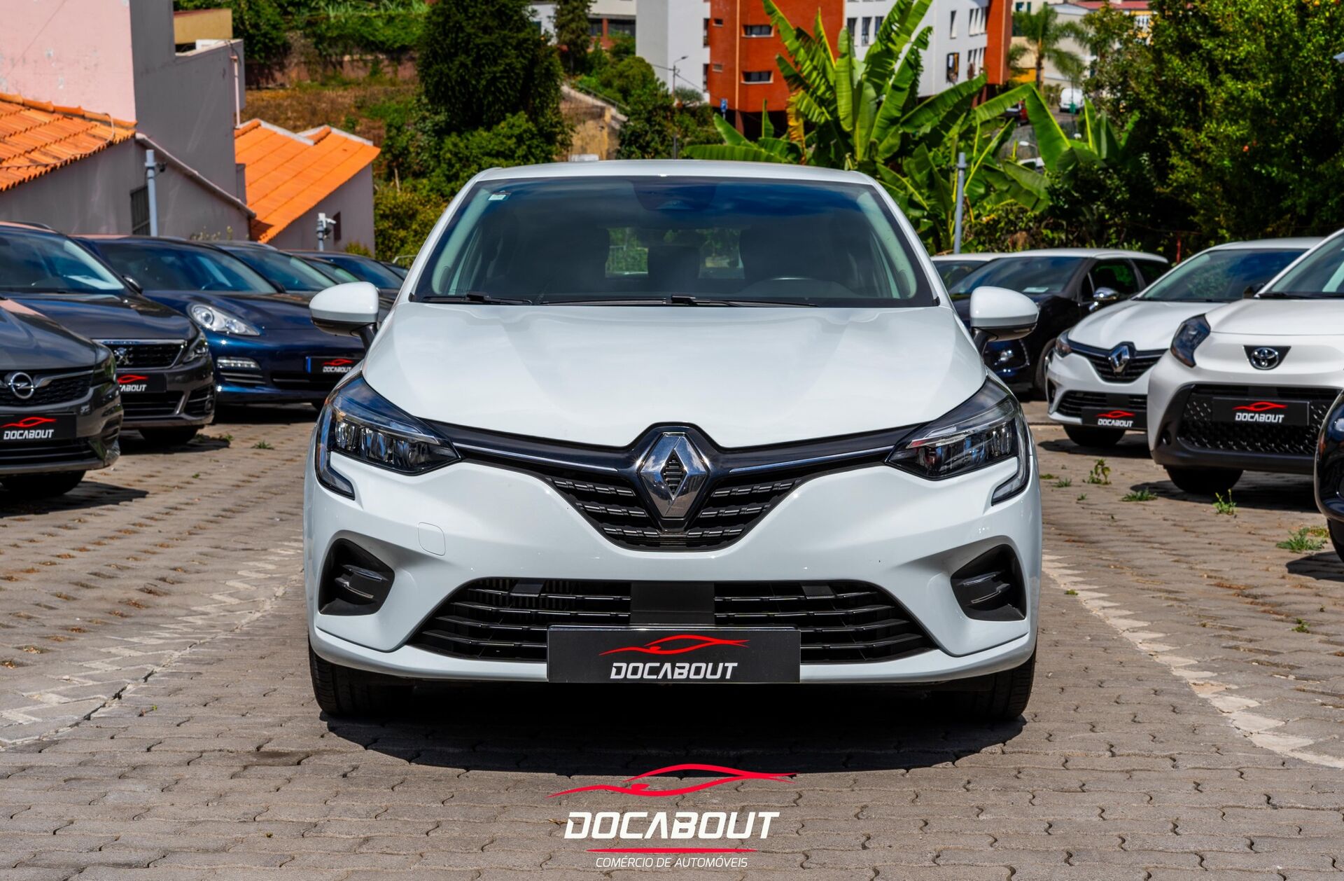 RENAULT Clio 1.0 TCe Exclusive