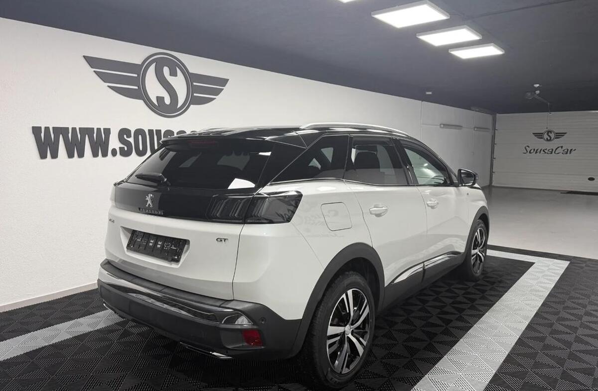 PEUGEOT 3008 1.2 PureTech GT EAT8