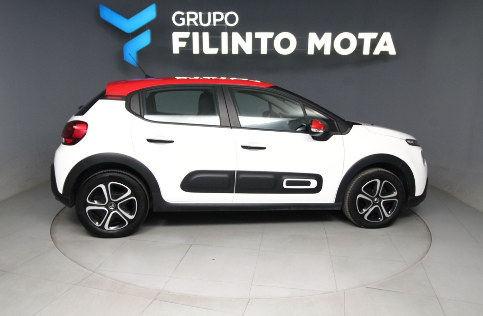 CITROEN C3 1.2 PureTech Shine